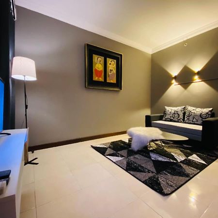 Comfortable 2Br @ The Majesty Hotel & Apartment By Parker House Bandung Extérieur photo